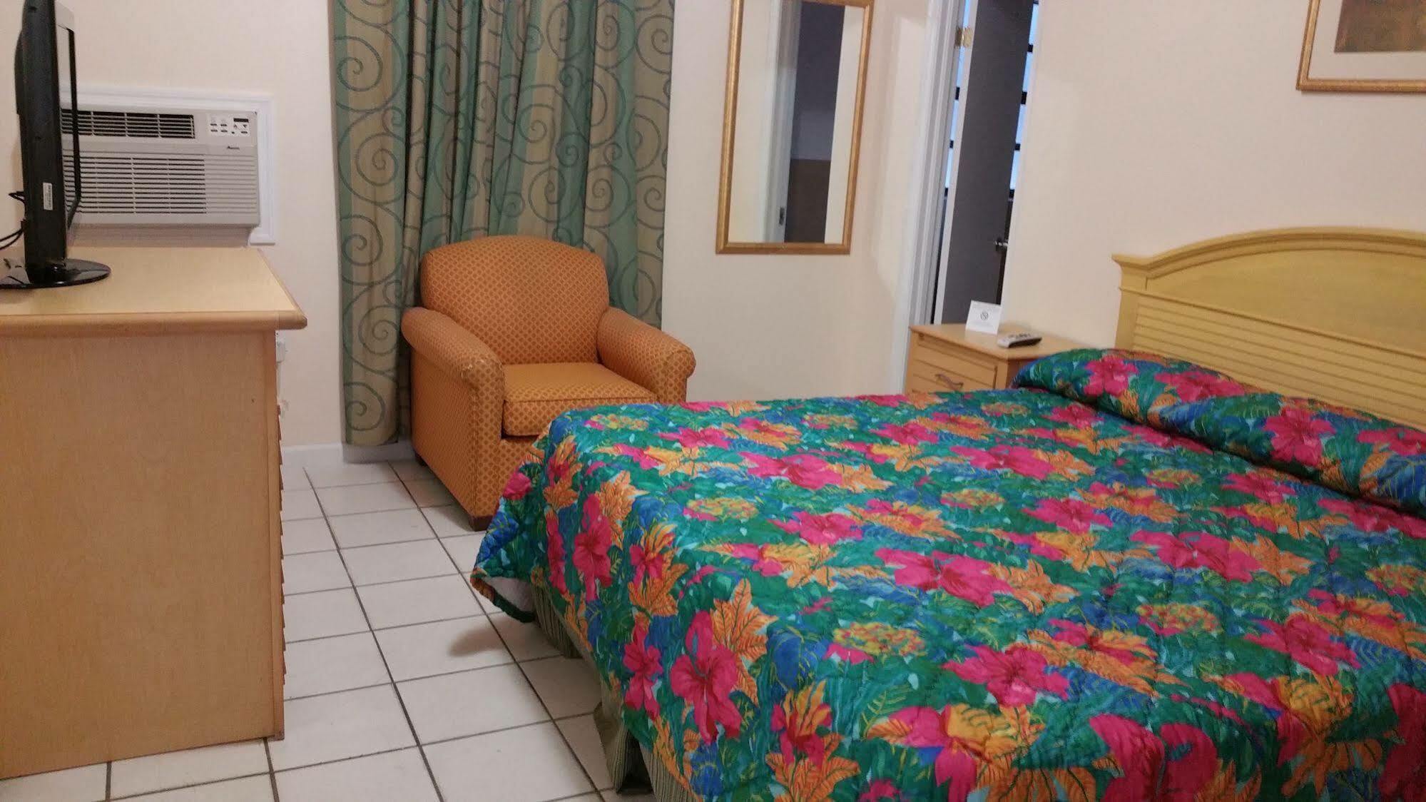 Travelers Inn - Clearwater Bagian luar foto