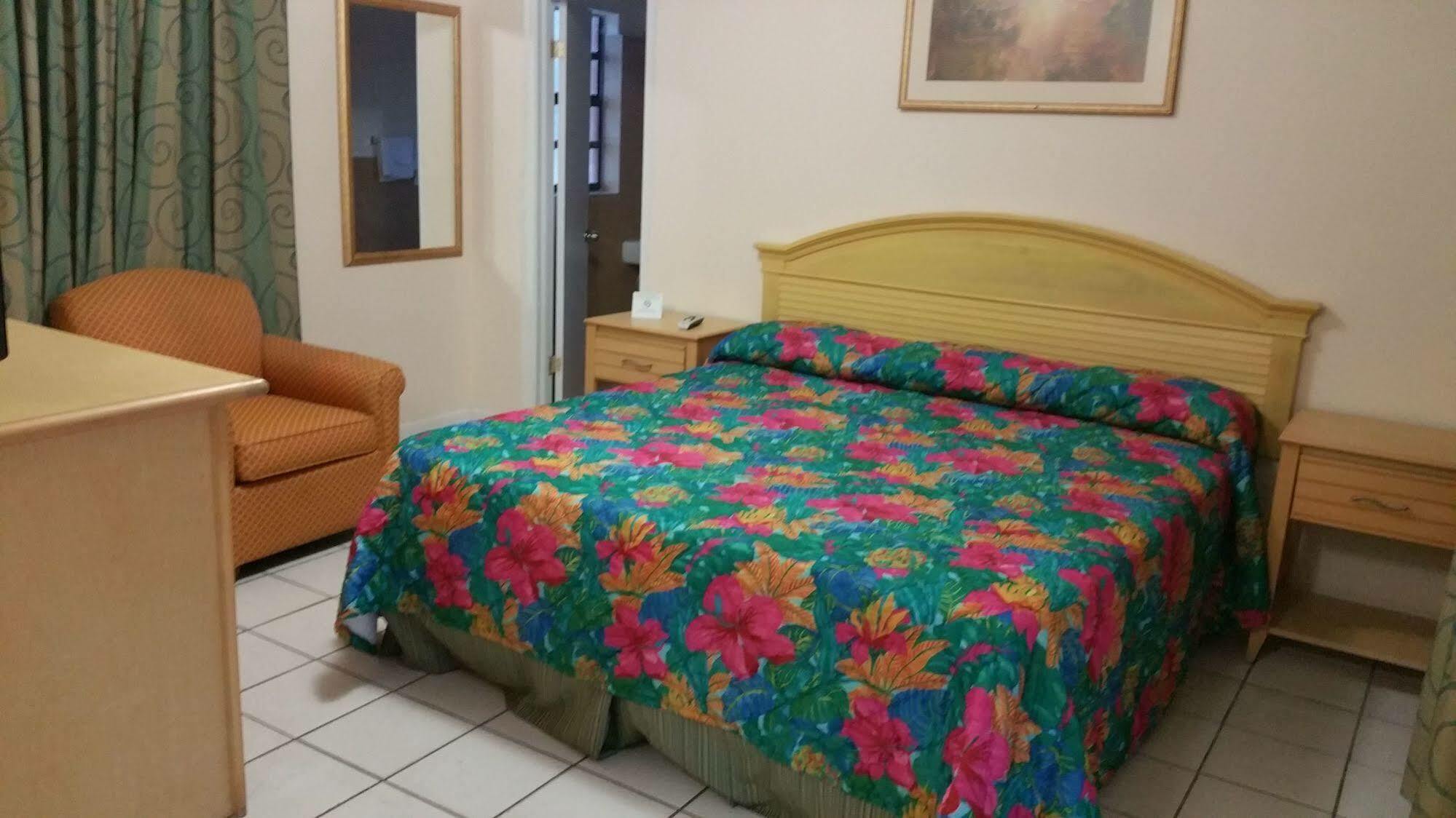 Travelers Inn - Clearwater Bagian luar foto